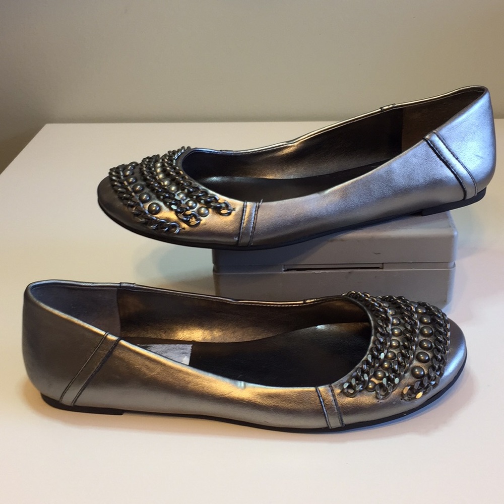 Nine West Silver Flats